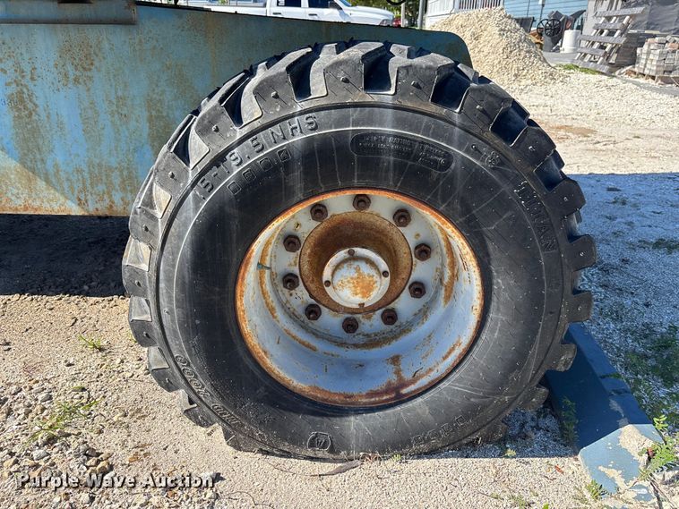 image for item EC3871 1999 Genie S-60 boom lift