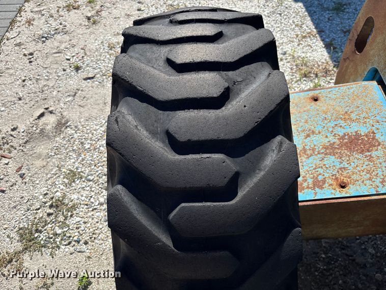 image for item EC3871 1999 Genie S-60 boom lift