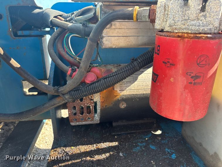 image for item EC3872 Genie GS-3246 scissor lift