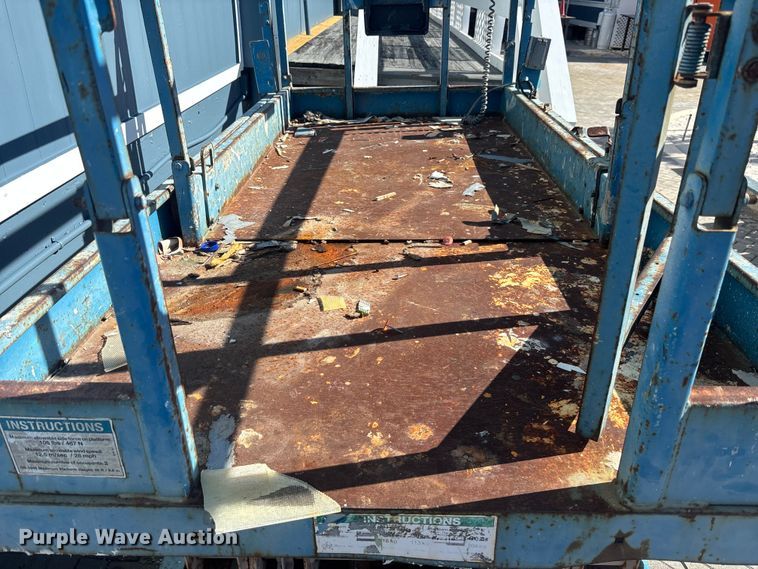 image for item EC3872 Genie GS-3246 scissor lift