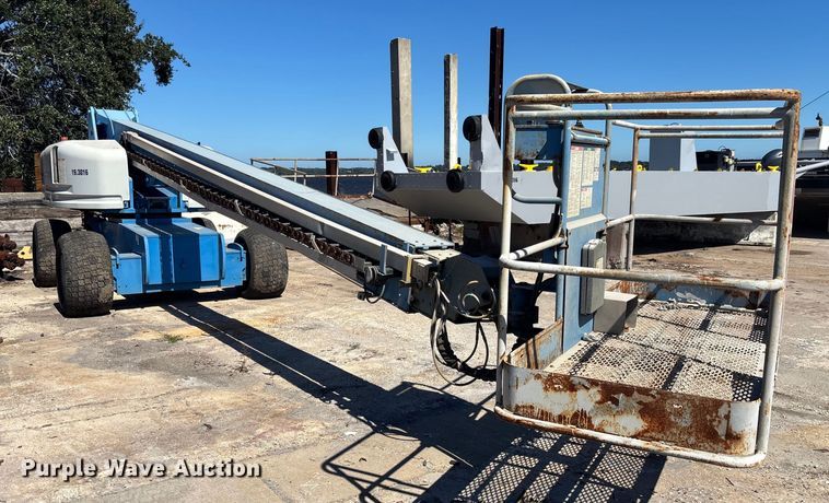 image for item EC3873 2003 Genie S-80 boom lift