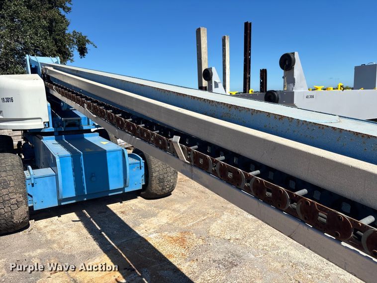 image for item EC3873 2003 Genie S-80 boom lift