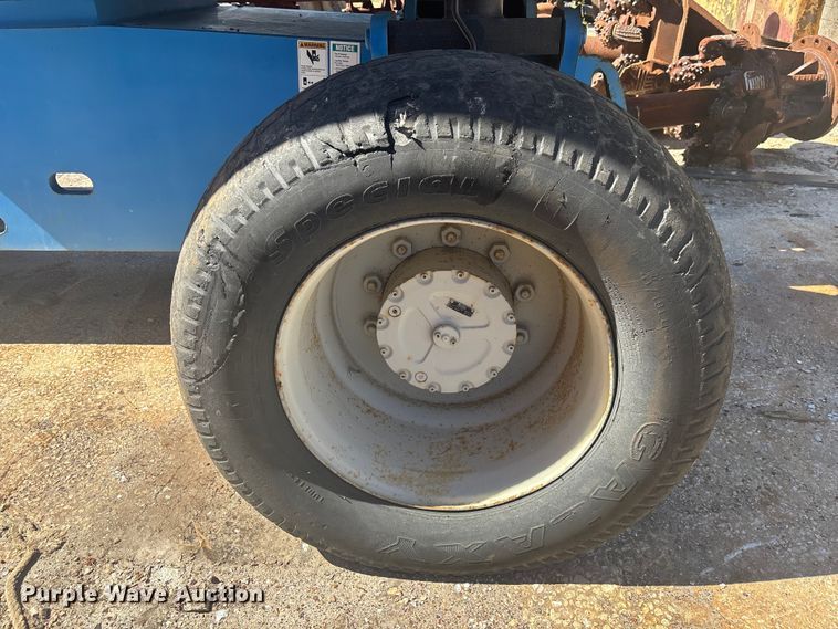 image for item EC3873 2003 Genie S-80 boom lift