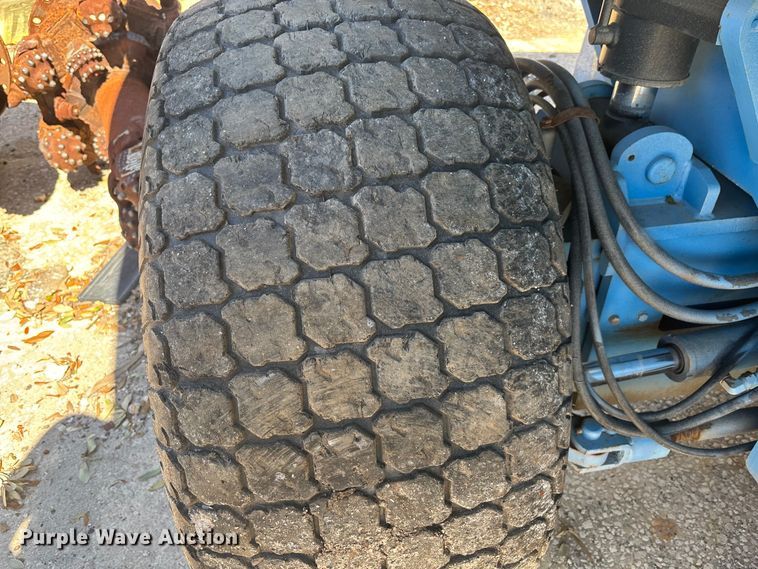 image for item EC3873 2003 Genie S-80 boom lift