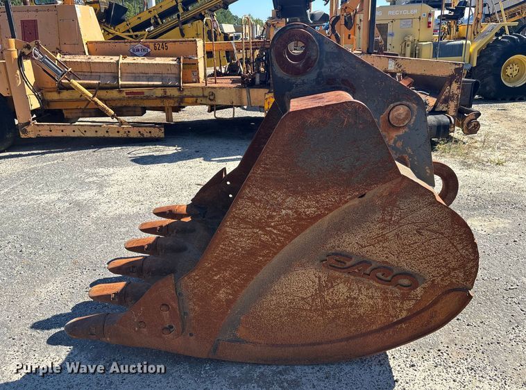 image for item EC3876 ESCO excavator bucket