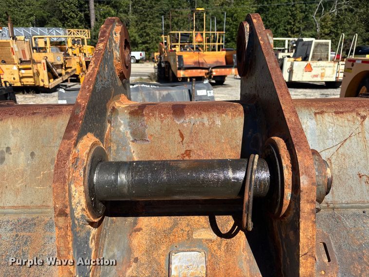 image for item EC3876 ESCO excavator bucket