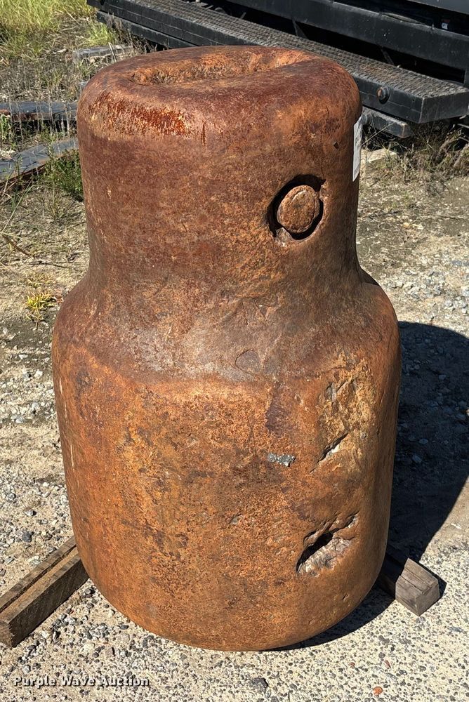 image for item EC3878 Wrecking ball