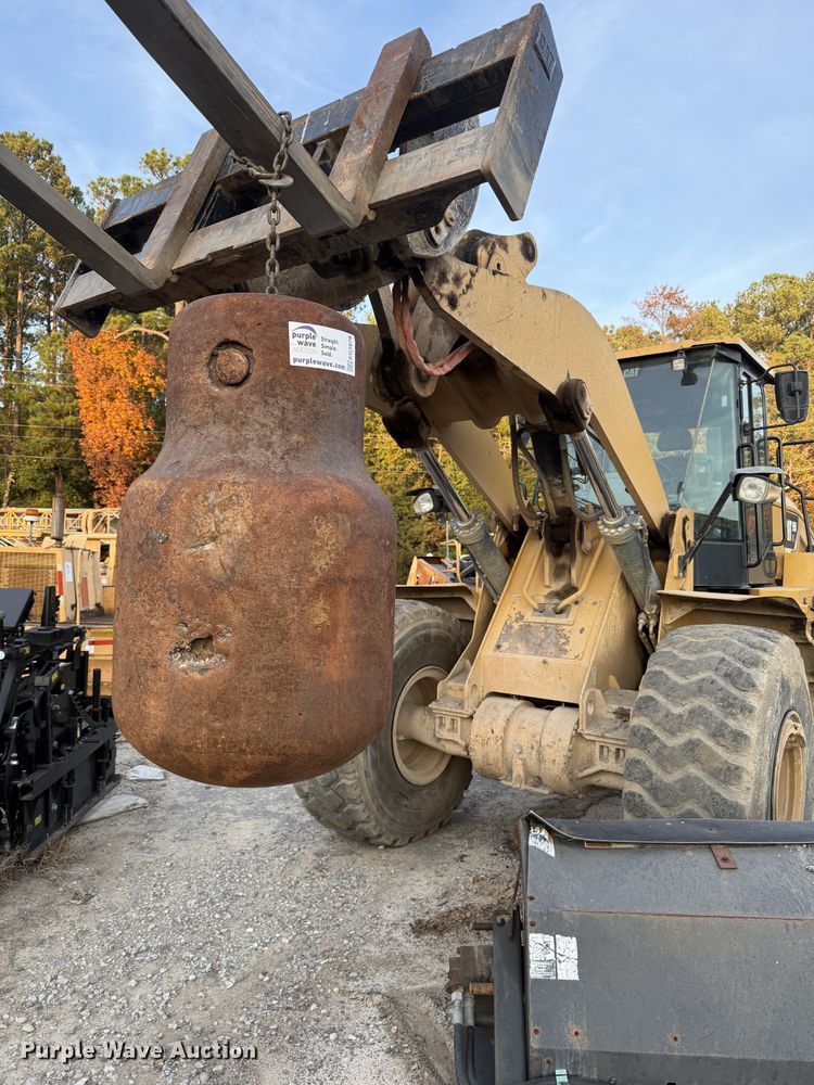 image for item EC3878 Wrecking ball