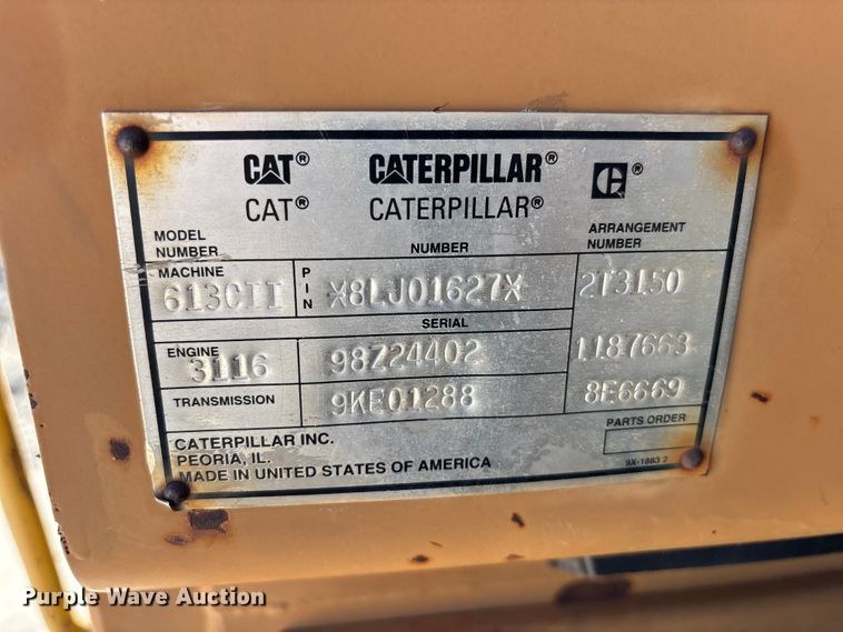 image for item EC3879 1997 Caterpillar 613C Series II water wagon