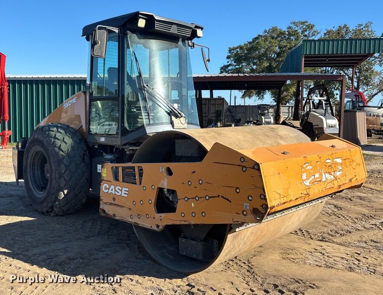 image for item EC3881 2020 Case SV211E single drum vibratory roller