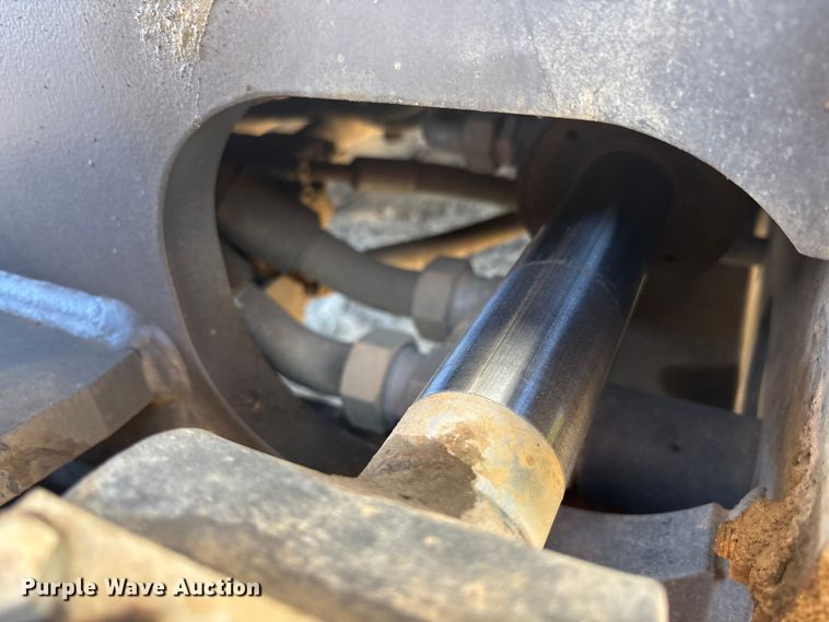 image for item EC3881 2020 Case SV211E single drum vibratory roller