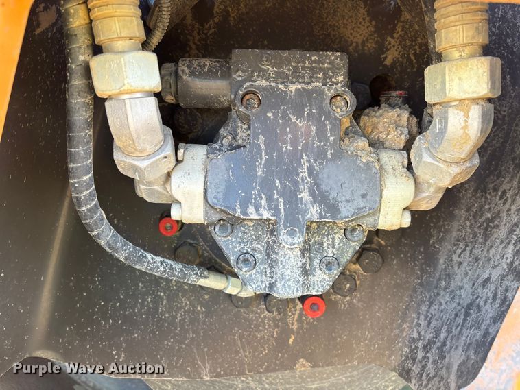 image for item EC3881 2020 Case SV211E single drum vibratory roller