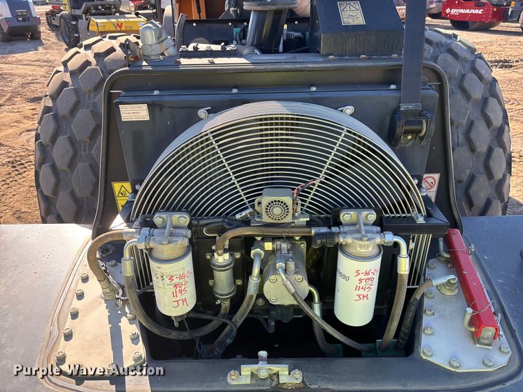 image for item EC3881 2020 Case SV211E single drum vibratory roller