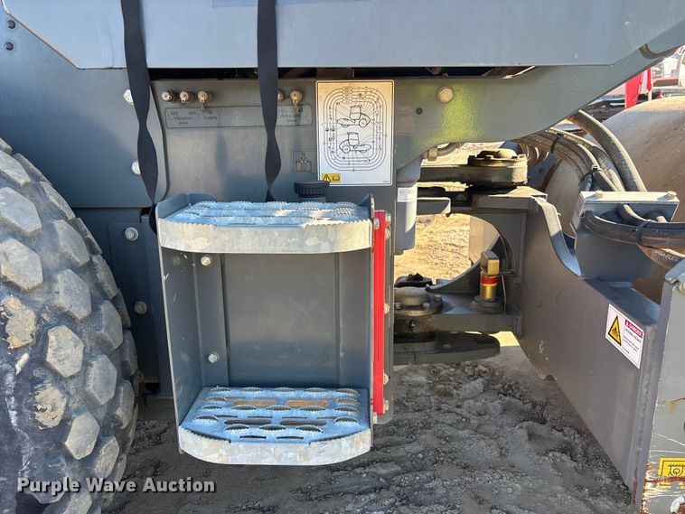 image for item EC3882 2020 Wacker Neuson RC50 single drum vibratory roller