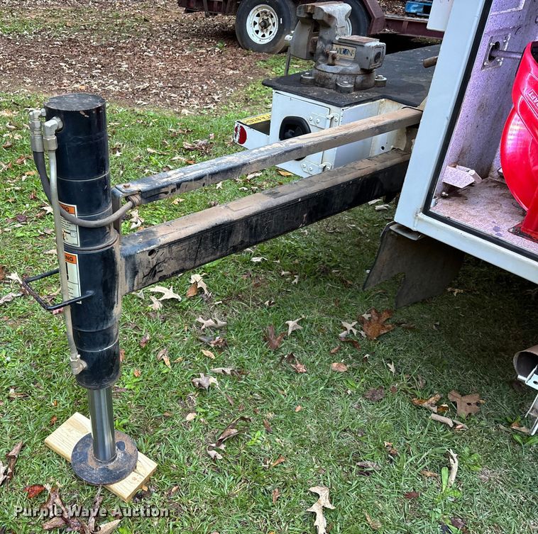 image for item EC3886 2018 RAM 5500 utility / service truck