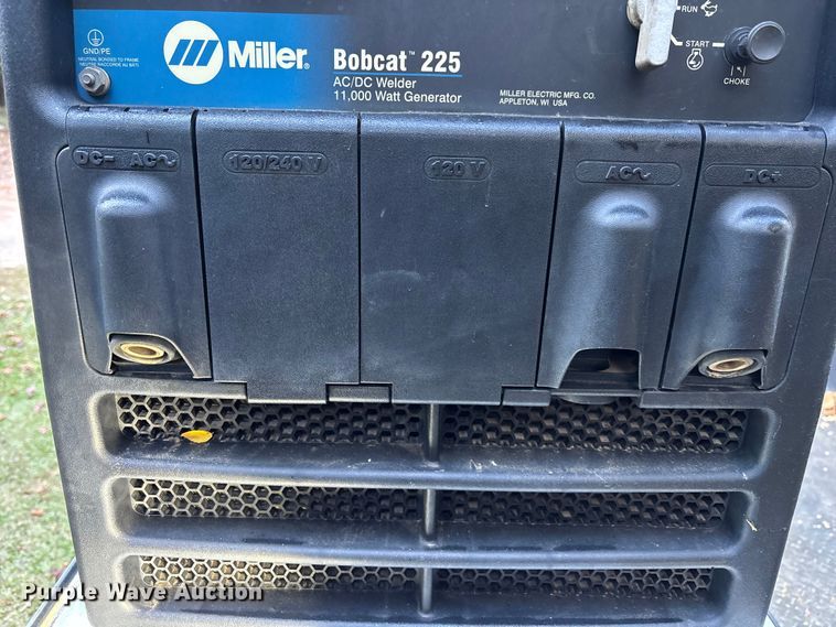 image for item EC3886 2018 RAM 5500 utility / service truck