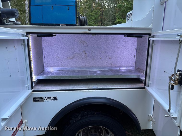 image for item EC3886 2018 RAM 5500 utility / service truck