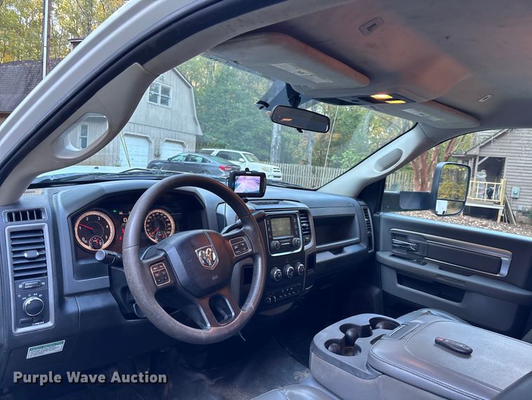 image for item EC3886 2018 RAM 5500 utility / service truck