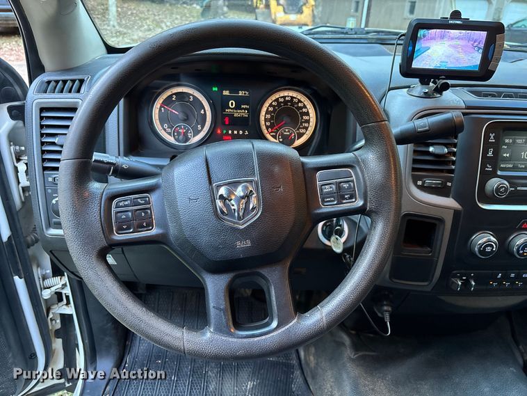 image for item EC3886 2018 RAM 5500 utility / service truck