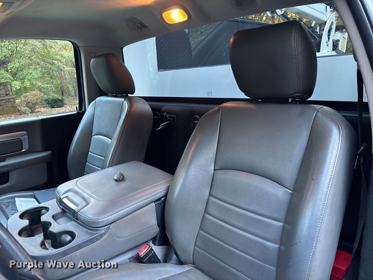 image for item EC3886 2018 RAM 5500 utility / service truck