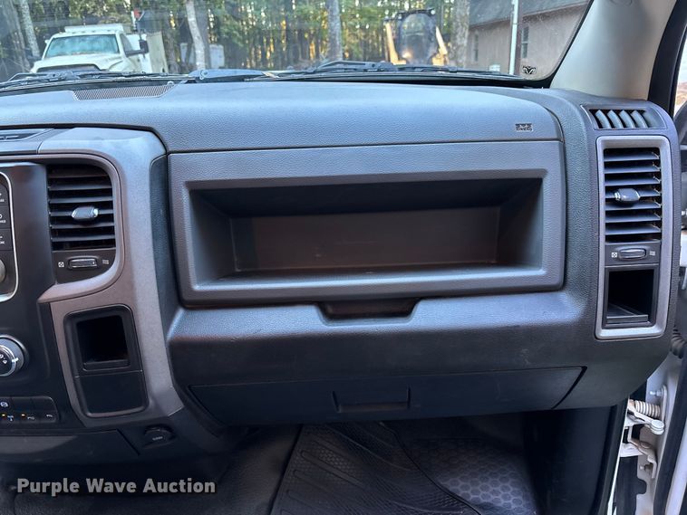 image for item EC3886 2018 RAM 5500 utility / service truck