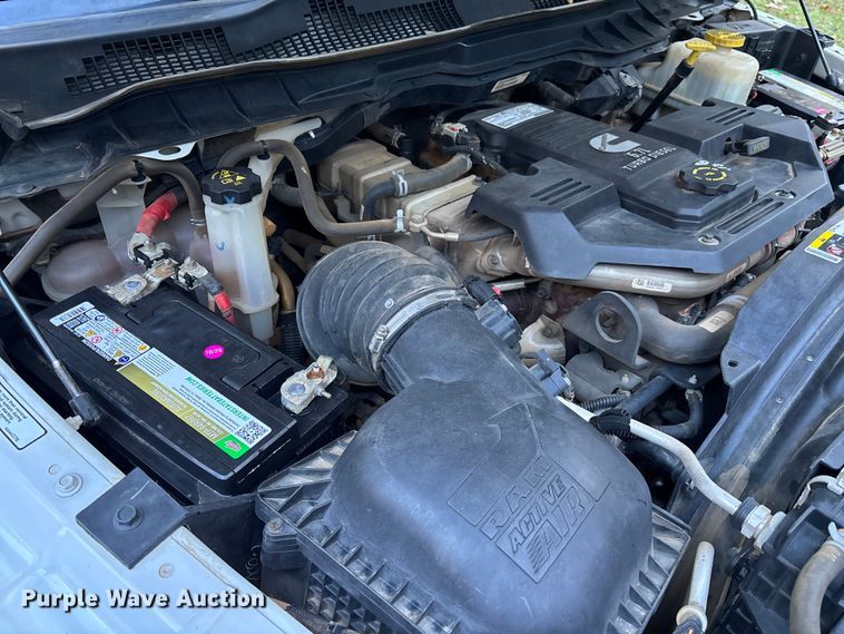 image for item EC3886 2018 RAM 5500 utility / service truck