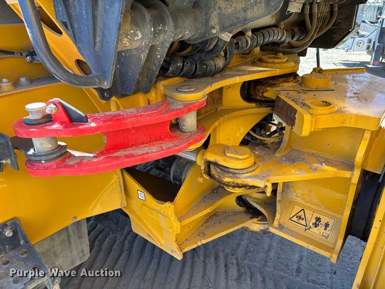 image for item EC3887 2023 Bell B30E articulated haul truck