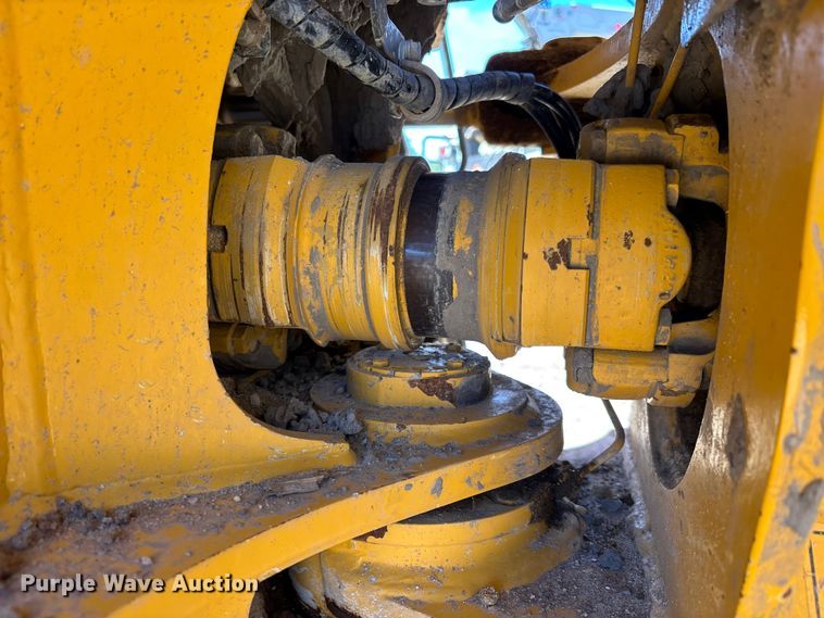 image for item EC3887 2023 Bell B30E articulated haul truck