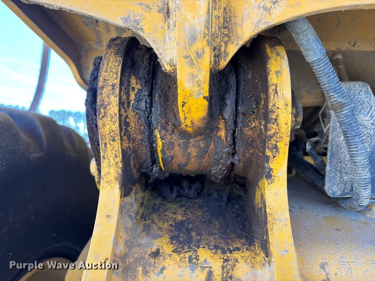 image for item EC3887 2023 Bell B30E articulated haul truck