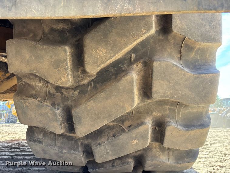 image for item EC3887 2023 Bell B30E articulated haul truck