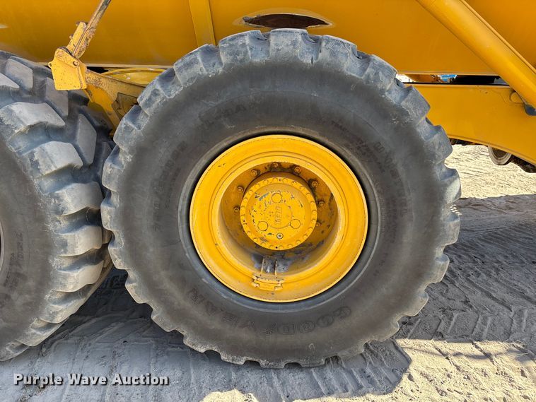 image for item EC3887 2023 Bell B30E articulated haul truck