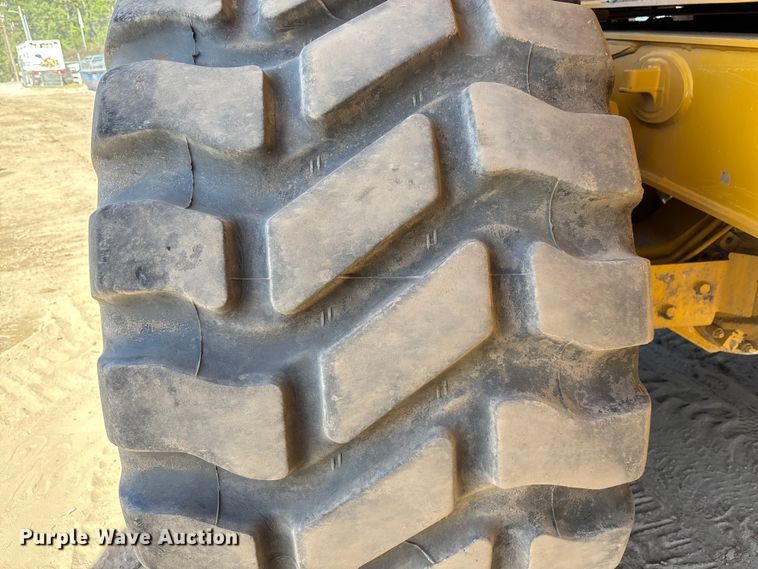 image for item EC3887 2023 Bell B30E articulated haul truck