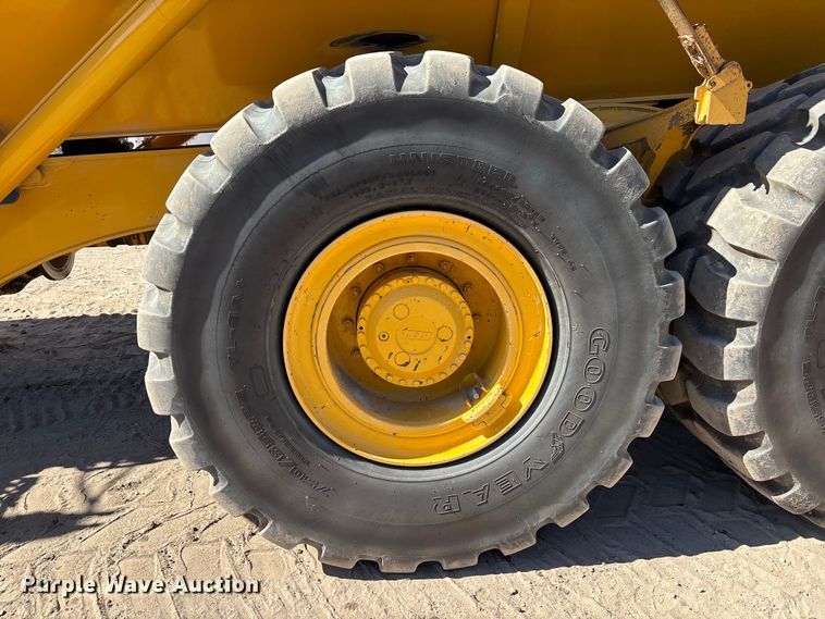 image for item EC3887 2023 Bell B30E articulated haul truck