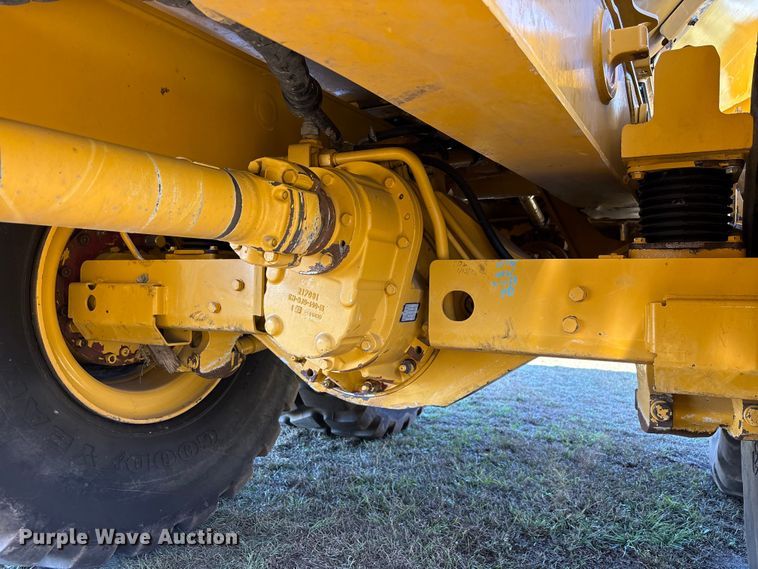 image for item EC3888 2022 Bell B30E articulated haul truck