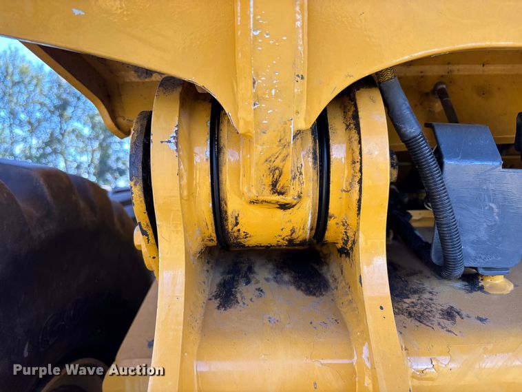 image for item EC3888 2022 Bell B30E articulated haul truck