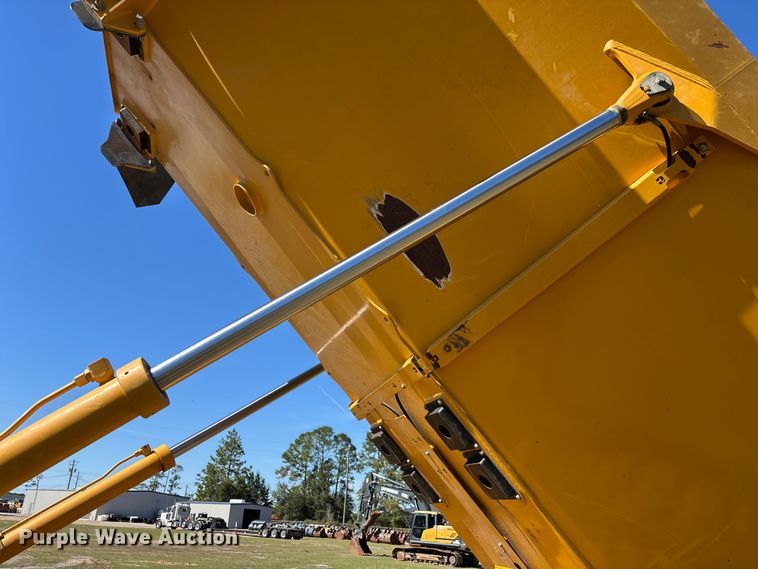 image for item EC3888 2022 Bell B30E articulated haul truck