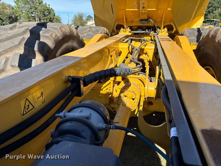 image for item EC3888 2022 Bell B30E articulated haul truck