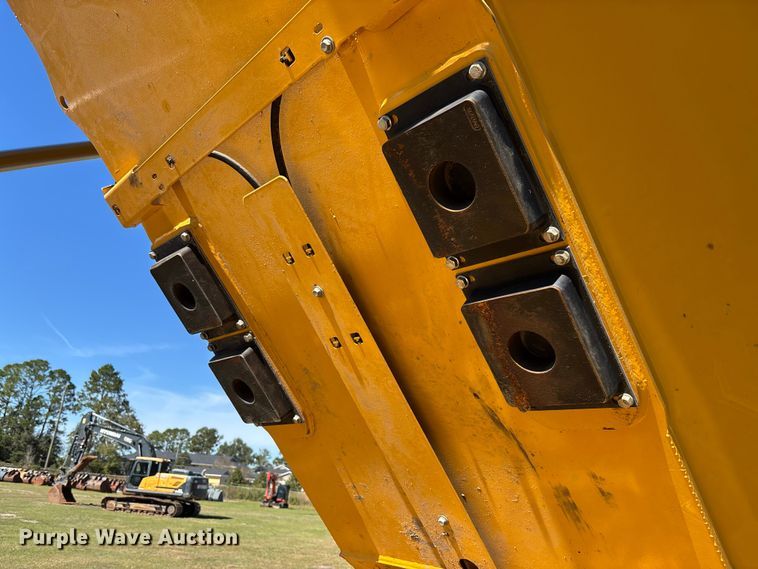 image for item EC3888 2022 Bell B30E articulated haul truck