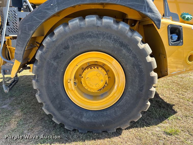 image for item EC3888 2022 Bell B30E articulated haul truck