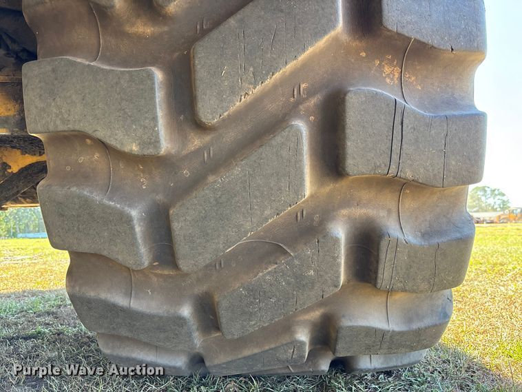 image for item EC3888 2022 Bell B30E articulated haul truck