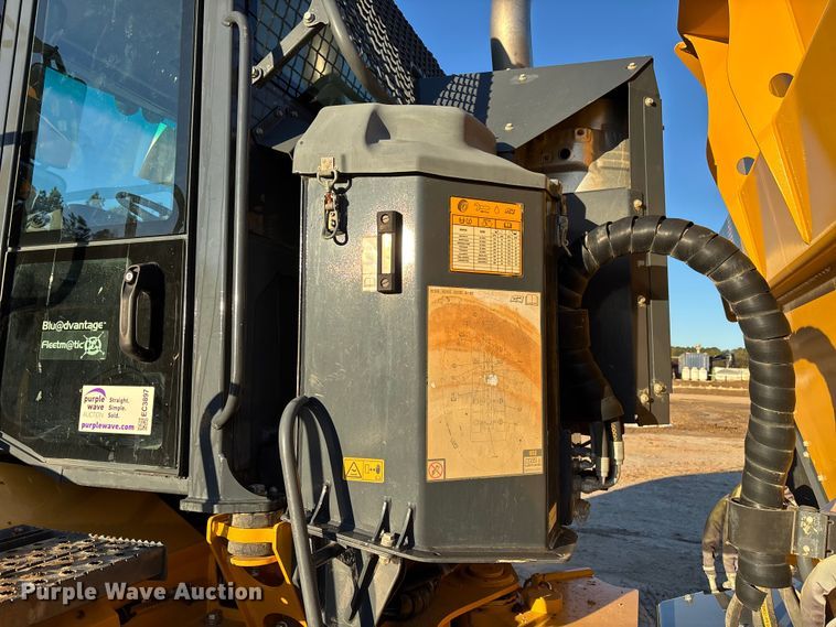 image for item EC3897 2022 Bell B20E articulated haul truck