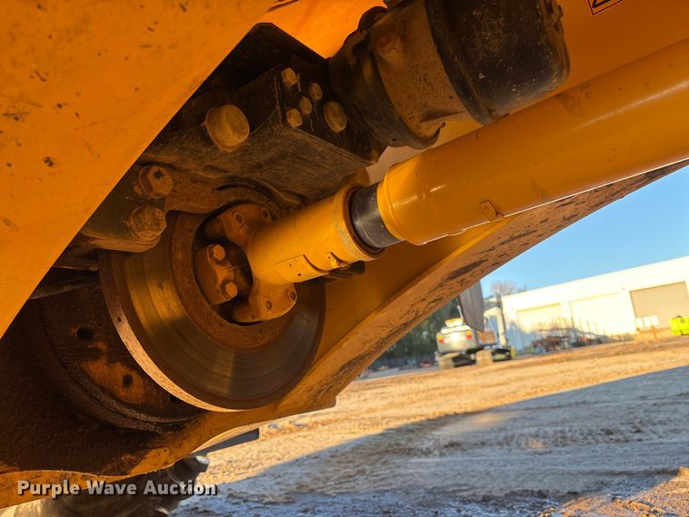 image for item EC3897 2022 Bell B20E articulated haul truck