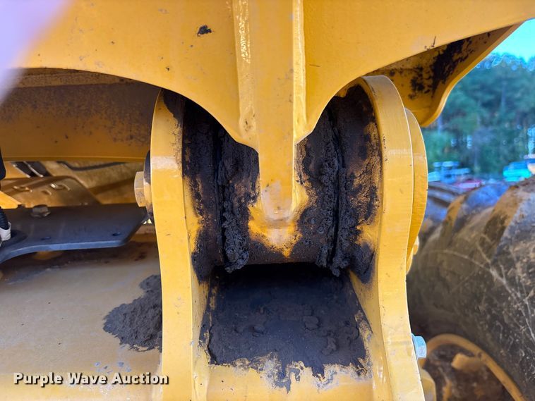 image for item EC3897 2022 Bell B20E articulated haul truck