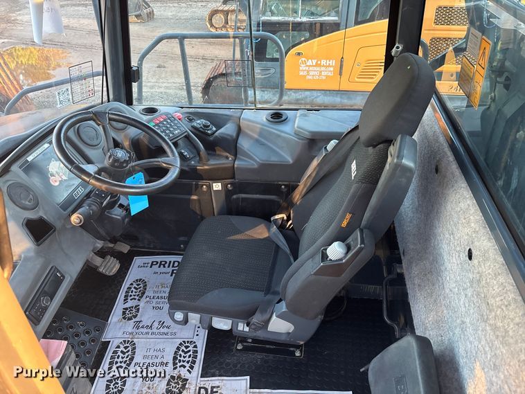 image for item EC3897 2022 Bell B20E articulated haul truck