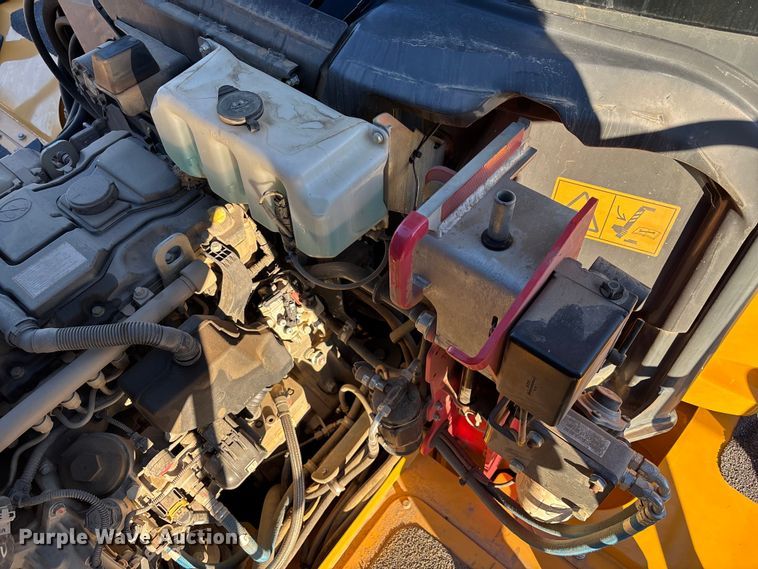 image for item EC3897 2022 Bell B20E articulated haul truck