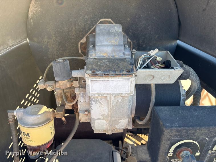 image for item EC8050 LANDA SLT hot pressure washer