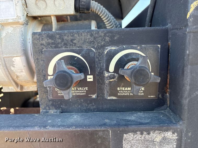 image for item EC8050 LANDA SLT hot pressure washer