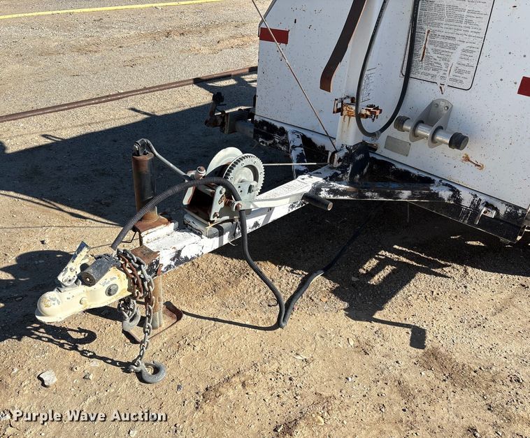 image for item EC8061 1996 Magnum 4060 IMH light plant