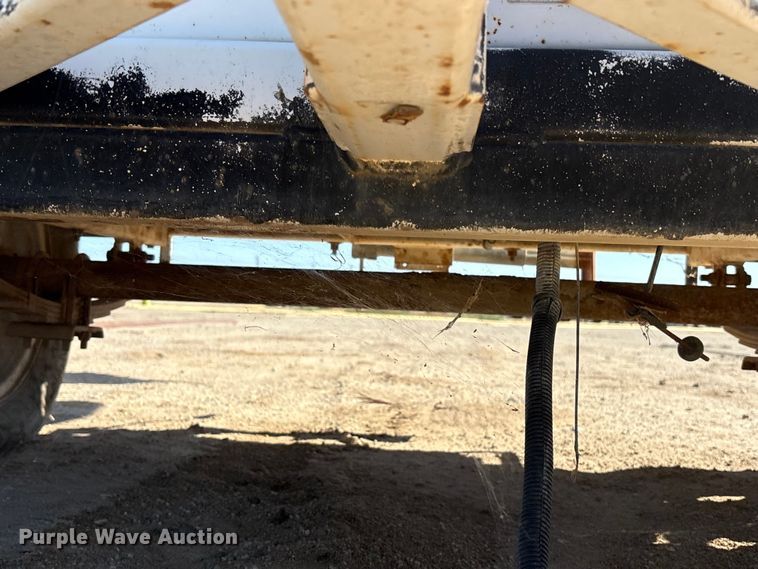 image for item EC8061 1996 Magnum 4060 IMH light plant