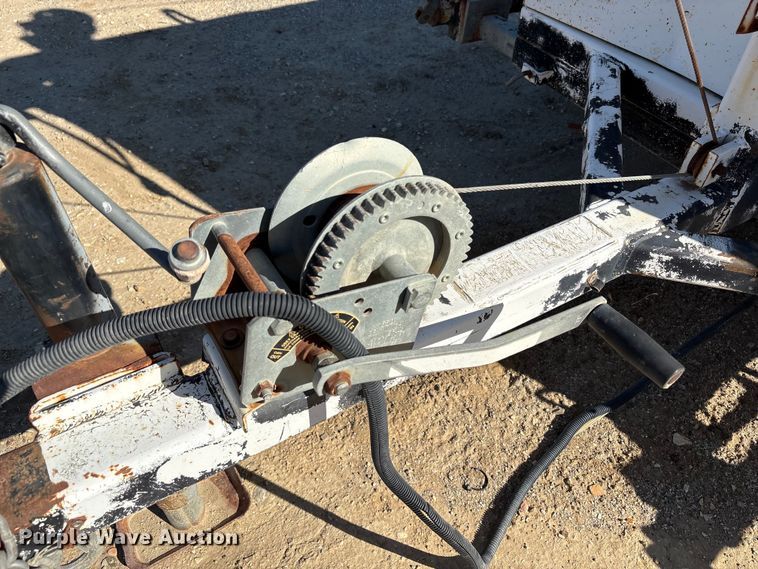 image for item EC8061 1996 Magnum 4060 IMH light plant